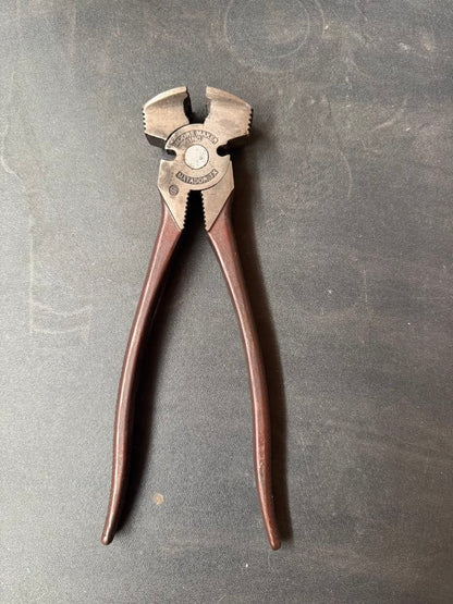 Moore Maker Bullnose Fencing Plier Tool
