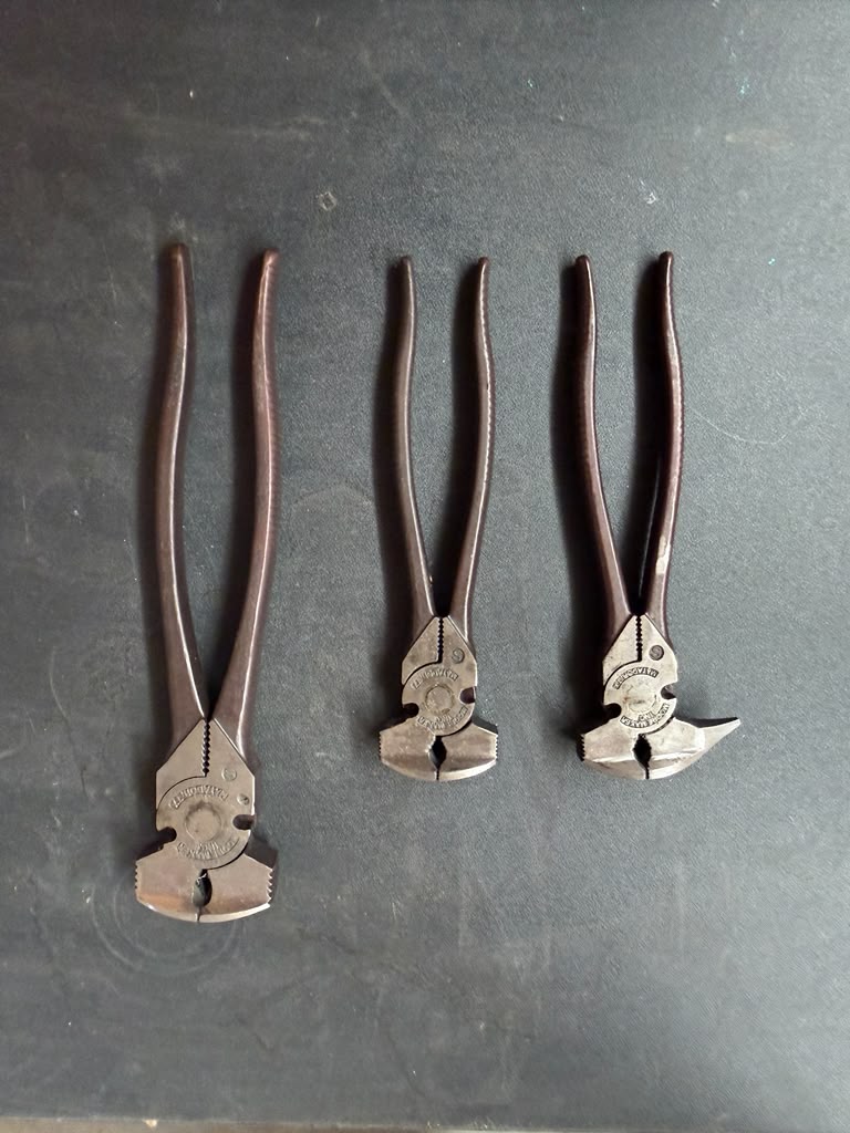 Moore Maker Spike Plier Tool